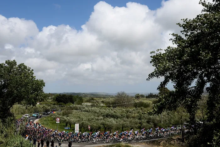 Cuarta etapa del Giro d'Italia 2026, el 12 de mayo, entre Catanzaro y Cosenza, Italia. · Foto: Luca Bettini, AFP
