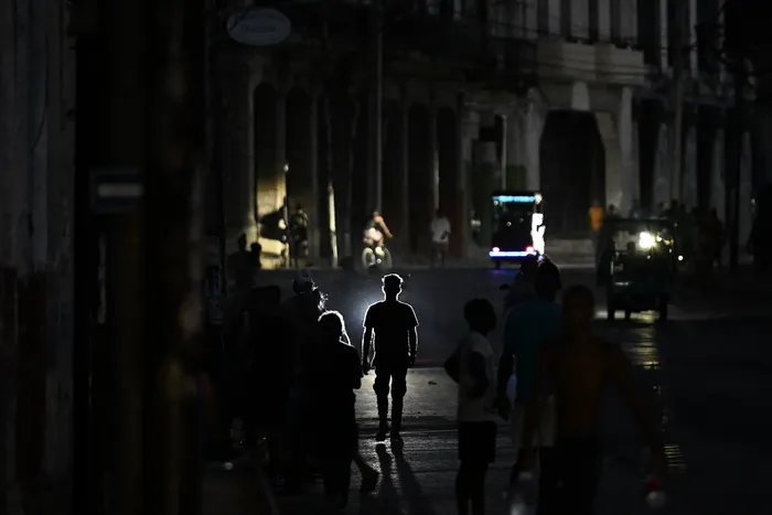 Apagón en La Habana, el 13 de mayo. · Foto: Yamil Lage, AFP