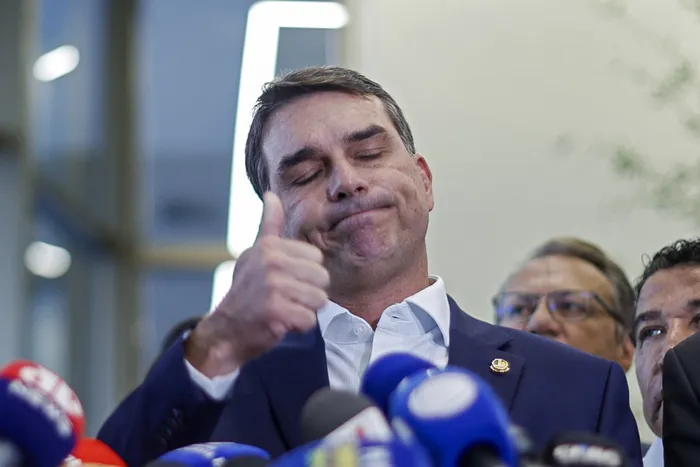Flávio Bolsonaro, el 19 de mayo, en Brasilia. · Foto: Sergio Lima, AFP