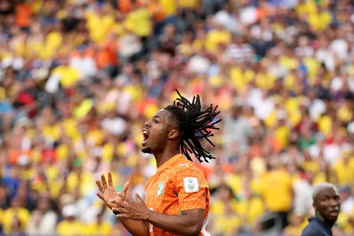 Elye Wahi  de Costa de Marfil durante el partido del Grupo E de la Copa Mundial de la FIFA 2026 entre Costa de Marfil y Ecuador en el Estadio de Filadelfia el 14 de junio · Foto: Darrian Traynor, AFP