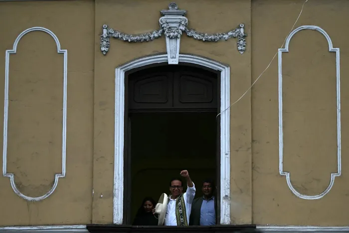 Roberto Sánchez antes de una marcha para exigir transparencia en el recuento de votos de la segunda vuelta, en Lima, el 19 de junio. · Foto: Ernesto Benavides, AFP