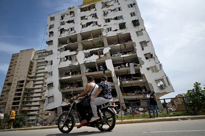 Catia La Mar en La Guaira, el 25 de junio, tras el sismo. Foto: Juan Barreto, AFP