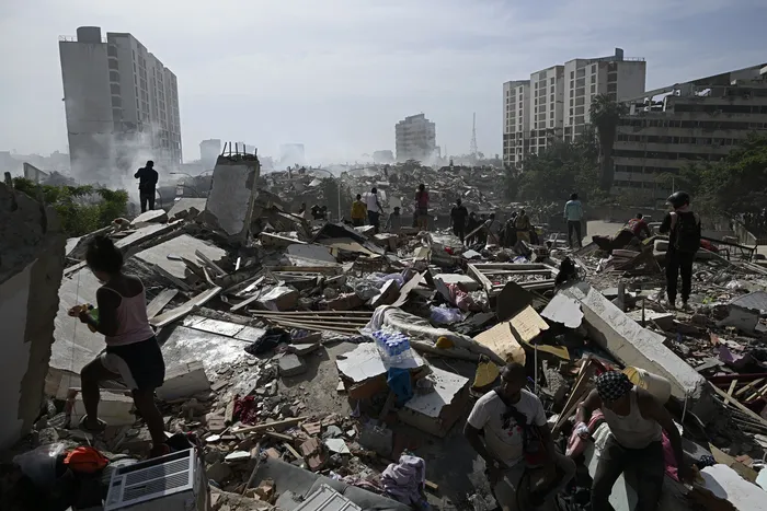 Carabelleda, en La Guaira, el 25 de junio, tras el sismo. · Foto: Federico Parra, AFP