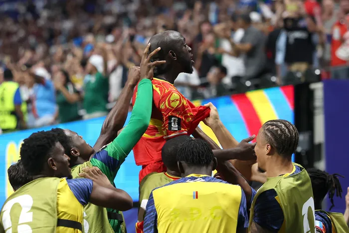 Yoane Wissa, del Congo, celebra el tercer gol junto a sus compañeros, el 27 de junio, en el Atlanta Stadium. el 27 de junio de 2026 en Atlanta, Georgia. · Foto: Molly Darlington, Getty Images, AFP