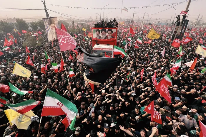 Funeral del ayatolá Alí Jamenei, el 7 de julio, en Qom. · Foto: Khamenei.ir, AFP