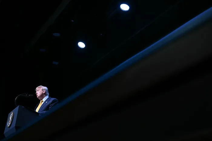 Donald Trump durante la cumbre de la OTAN, el 8 de julio, en el complejo presidencial de Bestepe, en Ankara. · Foto: Saul Loeb, AFP