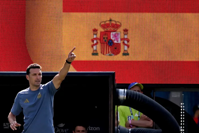 Lionel Scaloni, el 19 de julio, en el estadio de Nueva Jersey. · Foto: Pedro Ugarte, AFP