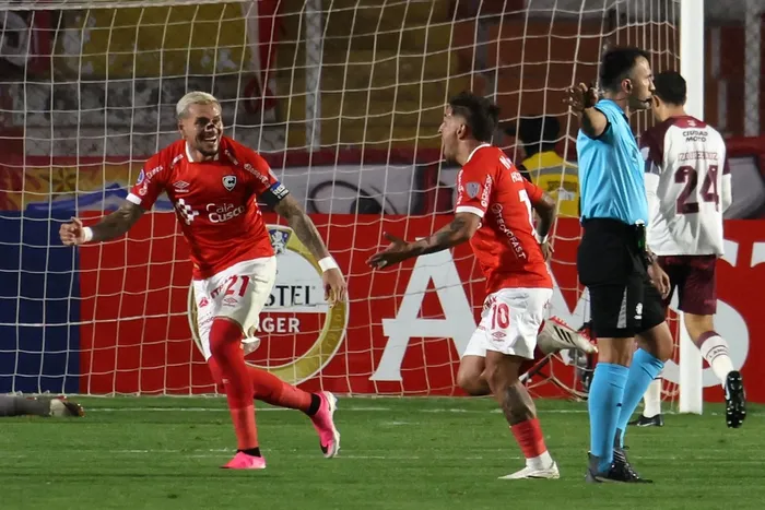 Alejandro Hohberg, de Cienciano, el 29 de julio, en el estadio Inca Garcilaso de la Vega, en Cusco, Perú. · Foto: José Angulo / AFP