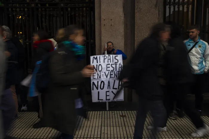 Movilización de organizaciones sociales en rechazo a la derogación de la Ley de Tierras, el 6 de agosto, en Buenos Aires. · Foto: Catriel Gallucci Bordoni, NurPhoto, AFP