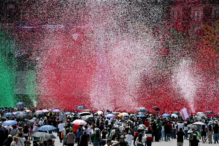 Foto principal del artículo 'La historia y el presente' · Foto: Luis Robayo, AFP