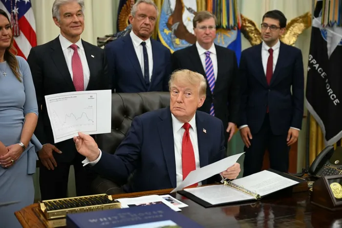 Donald Trump durante una conferencia de prensa en el Despacho Oval de la Casa Blanca, el 18 de setiembre, en Washington. · Foto: Jim Waston, AFP