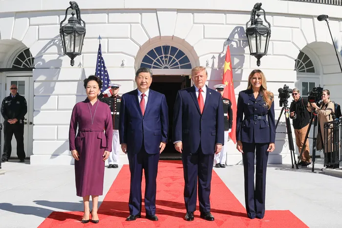 Peng Liyuan, Xi Jinping, Donald Trump, Melania Trump, el 25 de setiembre, en la Casa Blanca en Washington, Estados Unidos. · Foto: Ding Lin , Xinhua vía AFP