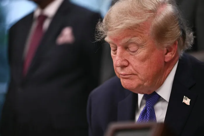 Donald Trump en el Despacho Oval de la Casa Blanca, el 28 de setiembre. · Foto: Kent Nishimura, AFP