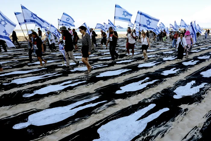 Conmemoración del tercer aniversario del ataque de Hamás contra Israel, el 7 de octubre, en Tel Aviv, Israel. · Foto: Jack Guez, AFP