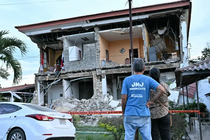 Terremoto en Penonomé, Panamá, el 9 de octubre. · Foto: Martín Bernetti, AFP