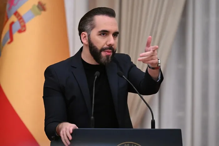 Nayib Bukele, el 13 de octubre, en la Casa Presidencial de San Salvador. · Foto: Marvin Recinos, AFP