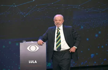 Luiz Inácio Lula da Silva, durante el debate previo a la segunda vuelta de las elecciones presidenciales, el 18 de octubre en San Pablo, Brasil. · Foto: Nelson Almeida, AFP
