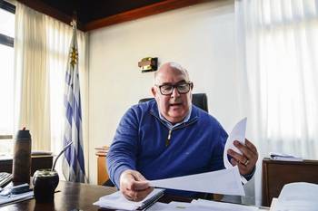 Foto principal del artículo 'Miguel Abella sobre Enrique Antía: “Lidera un sector al que pertenecí, ahora soy el intendente de todos los maldonadenses”' · Foto: Natalia Ayala