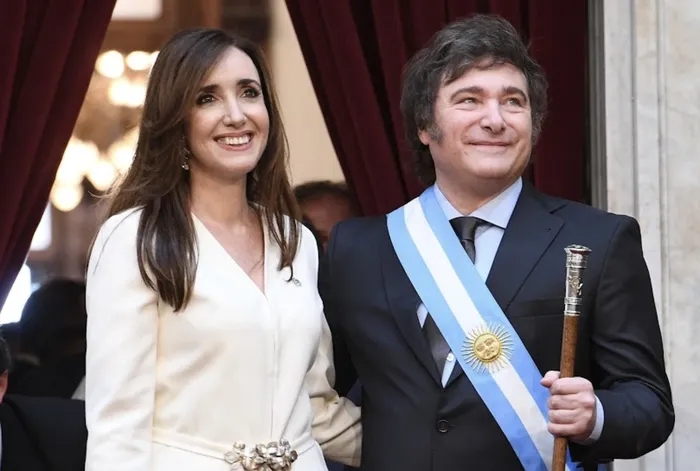 Victoria Villarruel y Javier Milei, el 10 de diciembre de 2023, en el Congreso. · Foto: Congreso Argentino