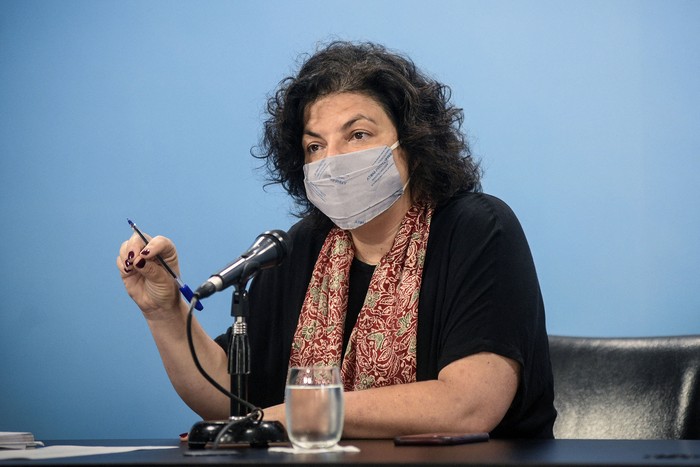 Carla Vizzotti, ministra de Salud de Argentina, durante una conferencia de prensa en la Casa Rosada, el 21 de abril, en Buenos Aires. Foto: María Eugenia Cerutti, Presidencia Argentina, AFP