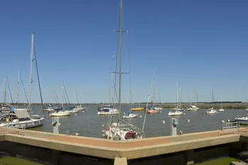 Atracadero de yates en Juan Lacaze. · Foto: Ignacio Dotti