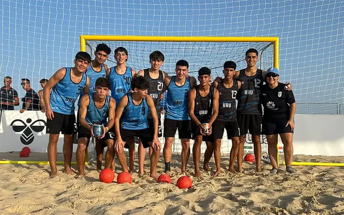 El plantel uruguayo. Foto: fuhandball.com
