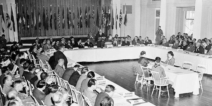 Acuerdos de Bretton Woods, julio de 1944, en Estados Unidos.