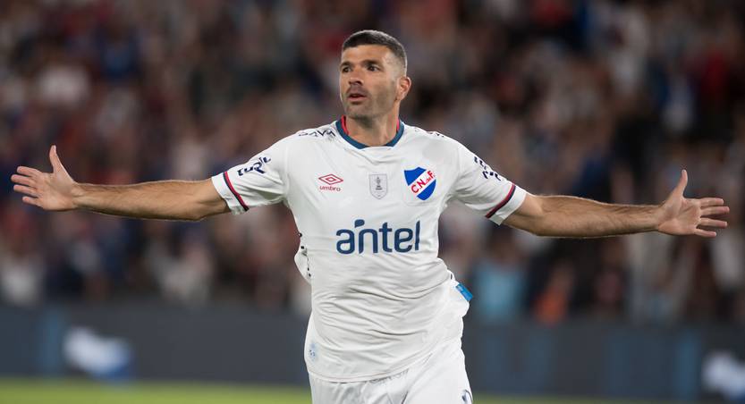 nacional CR6_5195