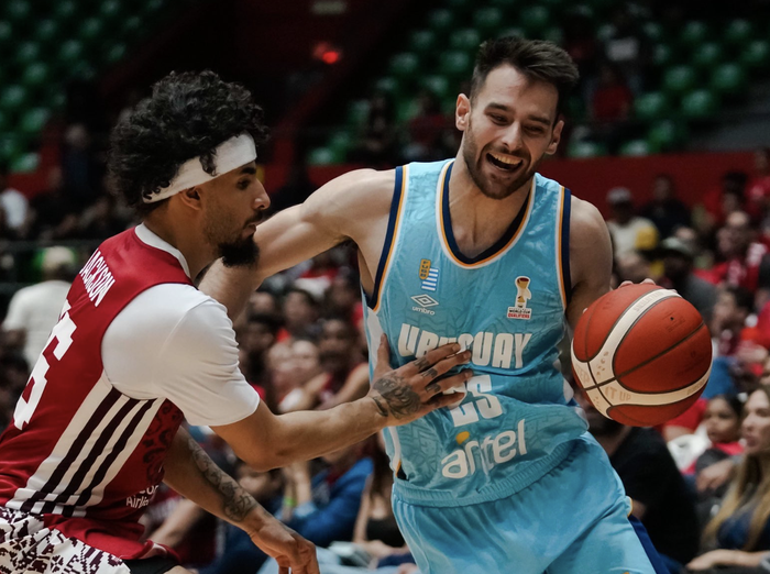 Foto principal del artículo 'Uruguay-Panamá, revancha en el Antel Arena' · Foto: Federación Uruguaya de Básquetbol