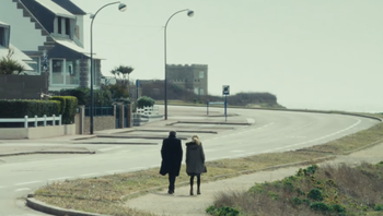 Foto principal del artículo 'Delicada, inefable, singular: una nueva historia de amor francesa'