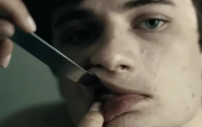 Foto principal del artículo 'Niños de plomo: la serie que retrata un conflicto socioambiental real causado por contaminación y nos pone a pensar a todos'