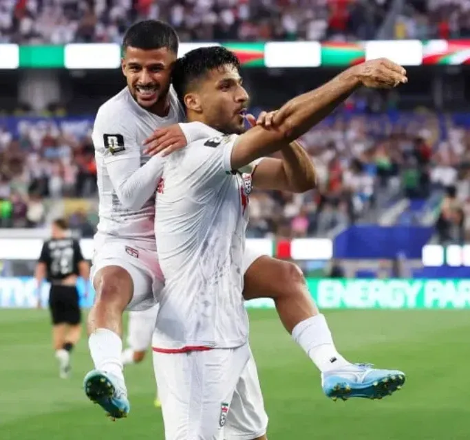 jugador iran disparos