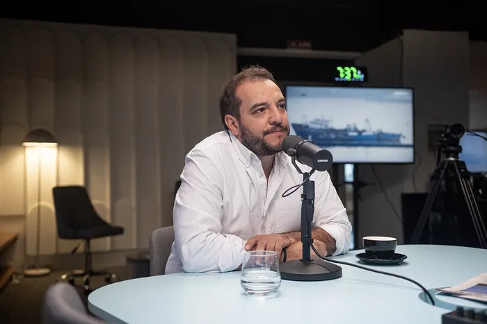 Christian Di Candia, el 8 de abril, en la diaria Radio. · Foto: Gianni Schiaffarino