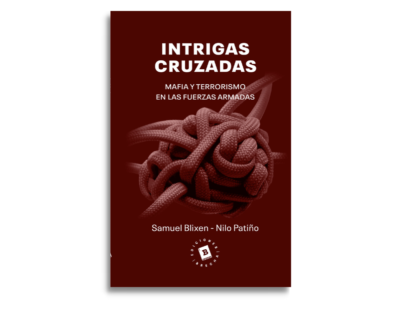 Intrigas cruzadas, tapa editada