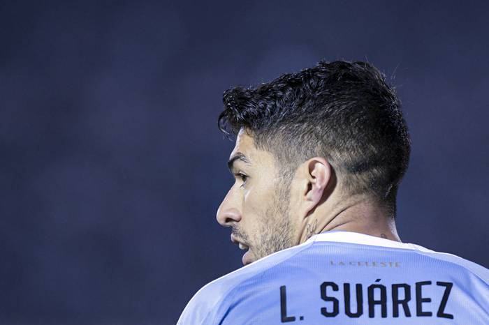 Luis Suárez, en el estadio Centenario (archivo, junio de 2019). · Foto: Sandro Pereyra