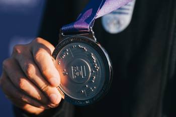 Ciro Pérez, el 17 de agosto, durante la premiación. · Foto: Lucía Pérez, Comité Olimpico Uruguayo
