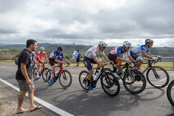 Ruta 60 durante la quinta etapa de la 54ª edición de Rutas de América, que une Minas con la ciudad de Rocha, el 20 de febrero, en Lavalleja. · Foto: Fernando Morán, Agencia Gamba