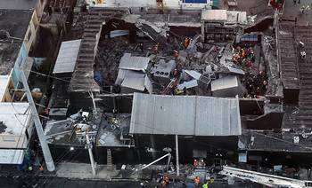 Vista aérea de la discoteca Jet Set, después del colapso de su techo, el 8 de abril, en Santo Domingo. Foto: Prensa Servicio 911, AFP.