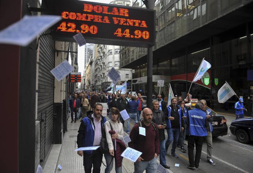 Lento 115 - Dólar blue 03