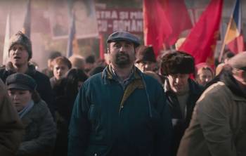 Foto principal del artículo 'Los rumanos siguen deconstruyendo su historia: la película El fin de año que nunca llegó'