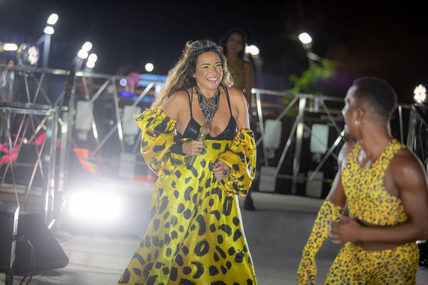 22.23 EXTRA Daniela Mercury 2