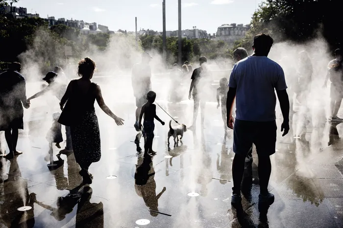 París, Francia, con un registro de 40 grados de temperatura, el 10 de julio. · Foto: Behrouz Mehri, AFP