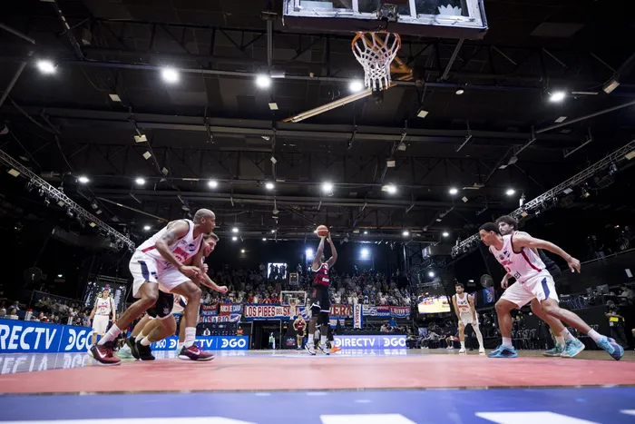 Nacional contra Flamengo, el 18 de abril de 2026, por la Basketball Champions League Américas (BCLA), en el estadio Obras Sanitarias de Buenos Aires. Foto: BCLA