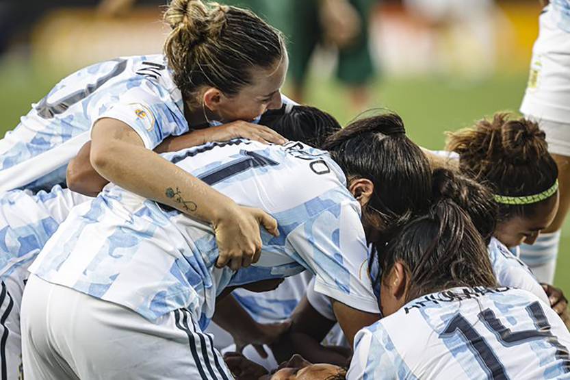 argentina bolivia FNM0syYWYAoX1mf