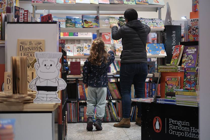 24-25 EXTRA 20250524 Feria del libro 2