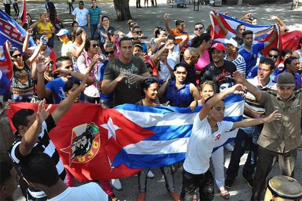 20250613 Estudiantes en Cuba