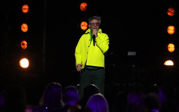 Fito Páez, durante la Gala Persona del Año 2022, de la Academia Latina de la Grabación en honor a Marco Antonio Solís, en Las Vegas, Nevada. Foto: Ethan Miller, Getty Images, AFP · Foto: Caroline Brehman, EFE