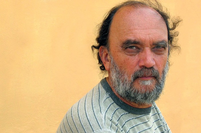 Roberto Fontanarrosa en octubre de 2004 en Rosario, Argentina. 
Foto: Diario Clarin, AFP