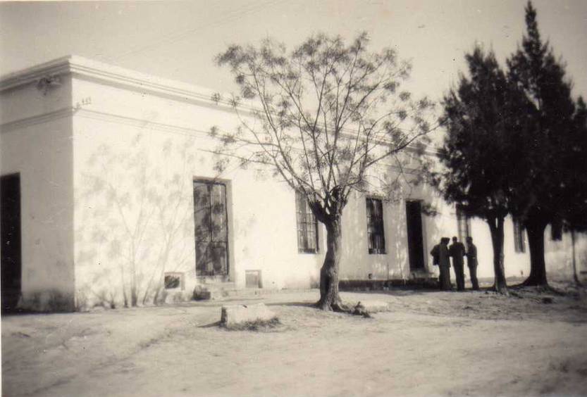 20220224 Colonia Historias Chuecos