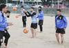 20220908 suple deporte fútbol playa